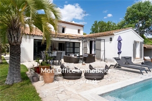 villa à la vente -   13090  AIX EN PROVENCE, surface 265 m2 vente villa - UBI441505775